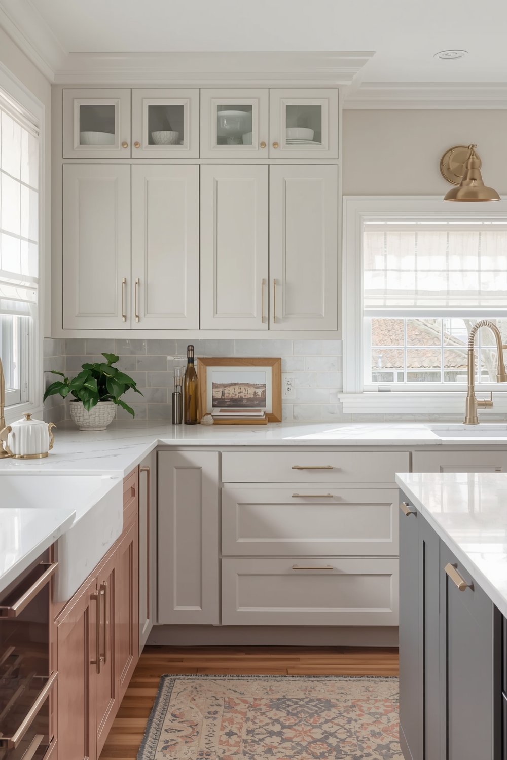 Crisp Two-Toned Kitchen Cabinet Designs
